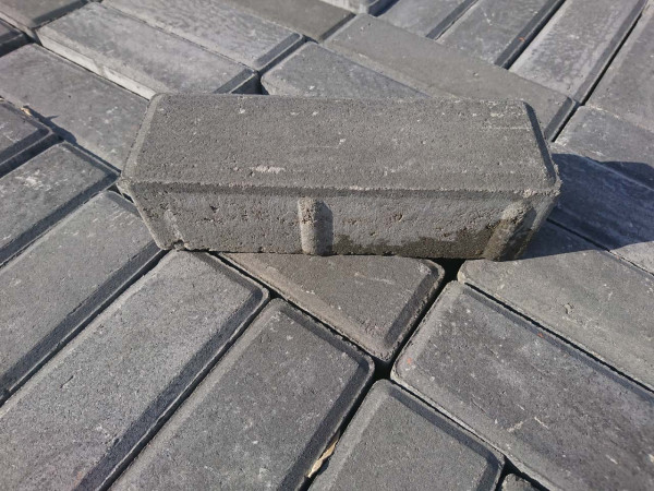 Тротуарная плитка паркет Brukland серый 60 мм