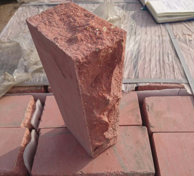Кирпич полнотелый дикий камень тычковой КЛИНКЕР 250х115х65
